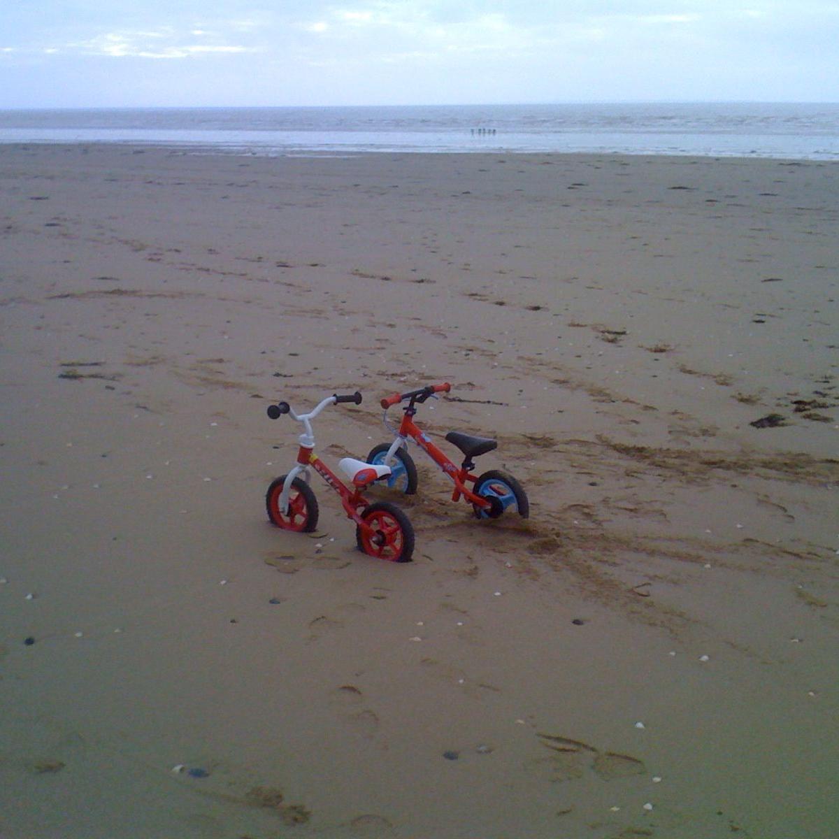 urset2's profile picture. Journaliste pour @paris_normandie