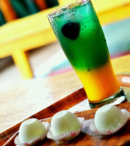 Mochi Ice Cream Penuh Cintaaaaaaa! #MochiHerbal ♥ Share Your Love ♥  for Order/Business: 223D7147 HALAL MUI-01101103750614