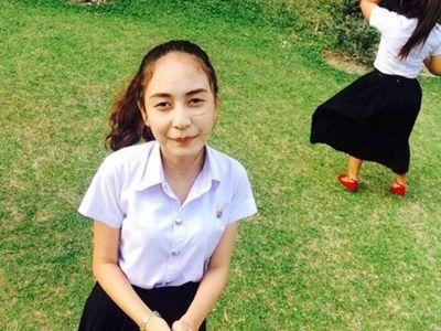fb : Partyz Thaweechai / ig : partynattarika / line : p.party