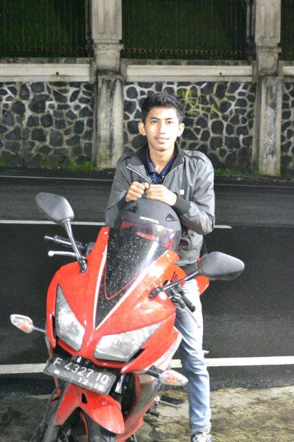 adam_mubdy's profile picture. Path: Adam Mubdy