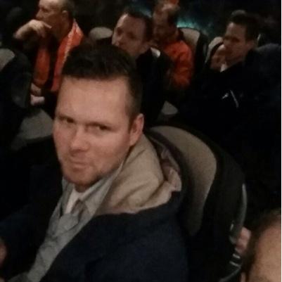 FC Twente, twittert veelal over voetbal, ook kritisch daarin. Supportersvereniging FC Twente-Denekamp. Voetbal, hardlopen.