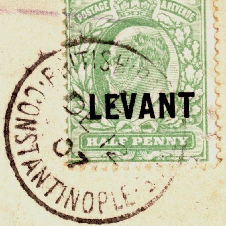 Eksikhikayee's profile picture. Toz tutmuş raflarda bekleyen efemera dünyasına dalmanın yaşam ifa ettiğini düşünüp, sosyo-kültürel konuları ele alan online dergidir!