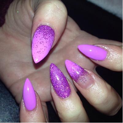 NEW Twitter account! unfollow my other one!
Beautician and Nail tech in Guys N Dolls on Derby Lane!
