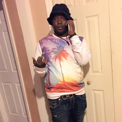 REYIONNE & REYELLE COME 1st ONLY ROLLIN WIT NIGGAS9 DAT A TAKE A SLUG 4 ME FREE DEM BMGZ RIP G.GIZZ BIG CORLE BIG WILL CHEDDA BLACK FREE MY DADDY G