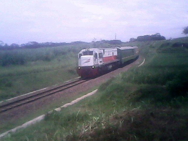 Railfans Daop VIII | SMKM 1 Kepanjen | @VeJKT48