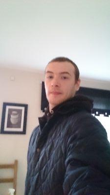 Scottjaki's profile picture. this sections all about me :-D..............  and.........  then........ and......... Xp Waste....