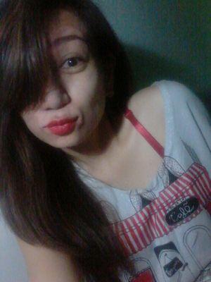 im hopeless romantic. i believe in happily ever after. a kid at heart.