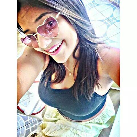 Você vai descobrir mais cedo ou mais tarde que o tempo pra ser feliz é curto, e cada instante que vai embora não volta mais.