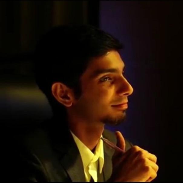 Die Hard fan of @anirudhofficial , @hiphoptamizha , @chiyaanvikram & @Siva_Kartikeyan  | நான் பேசுறதெல்லாம் சீரியஸா எடுத்துக்கிட்டா கம்பனி பொறுப்பல்ல |♪