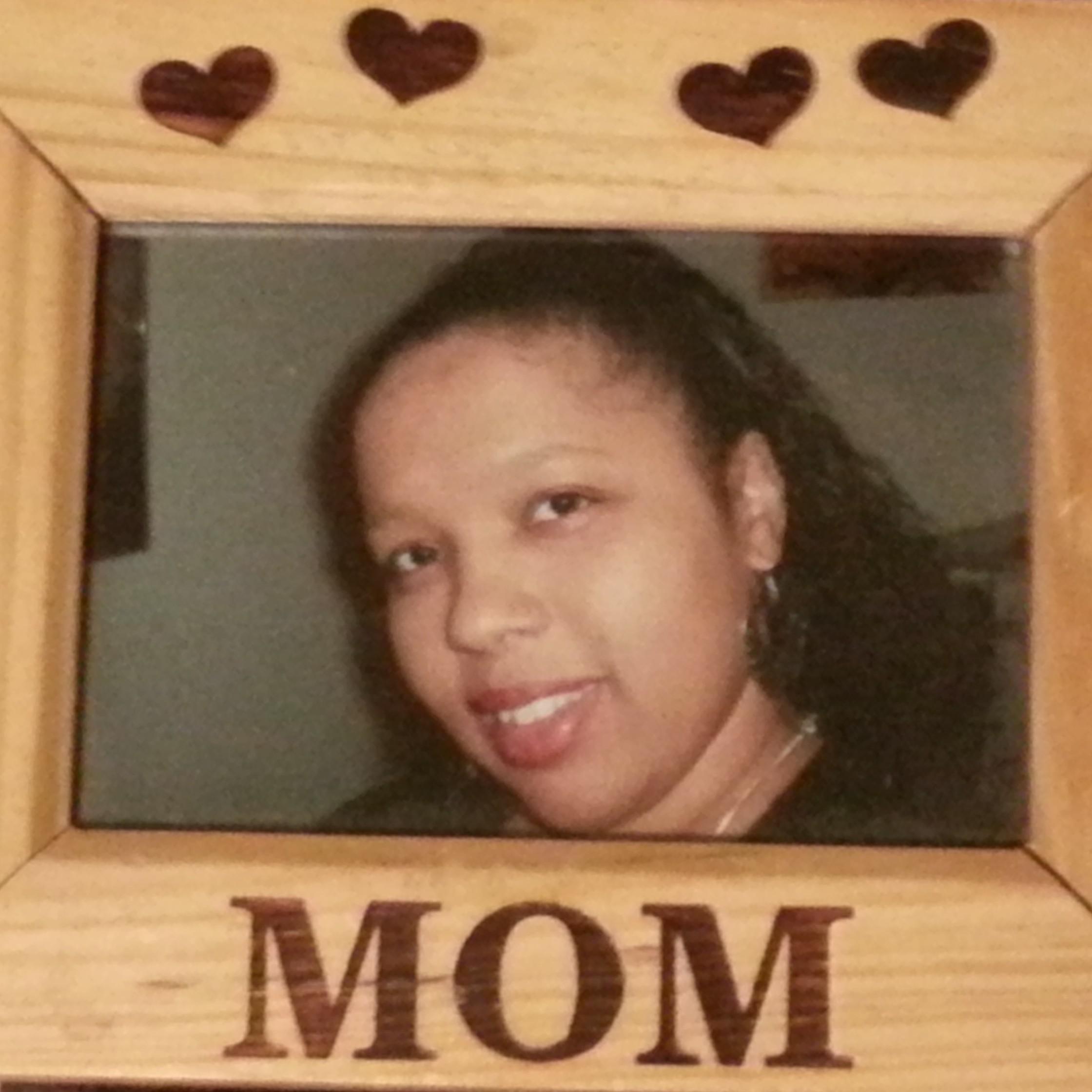 I AM A WRITER. A MOTHER  OF 3 A NONNIE OF 6 AND  GODS CHILD!