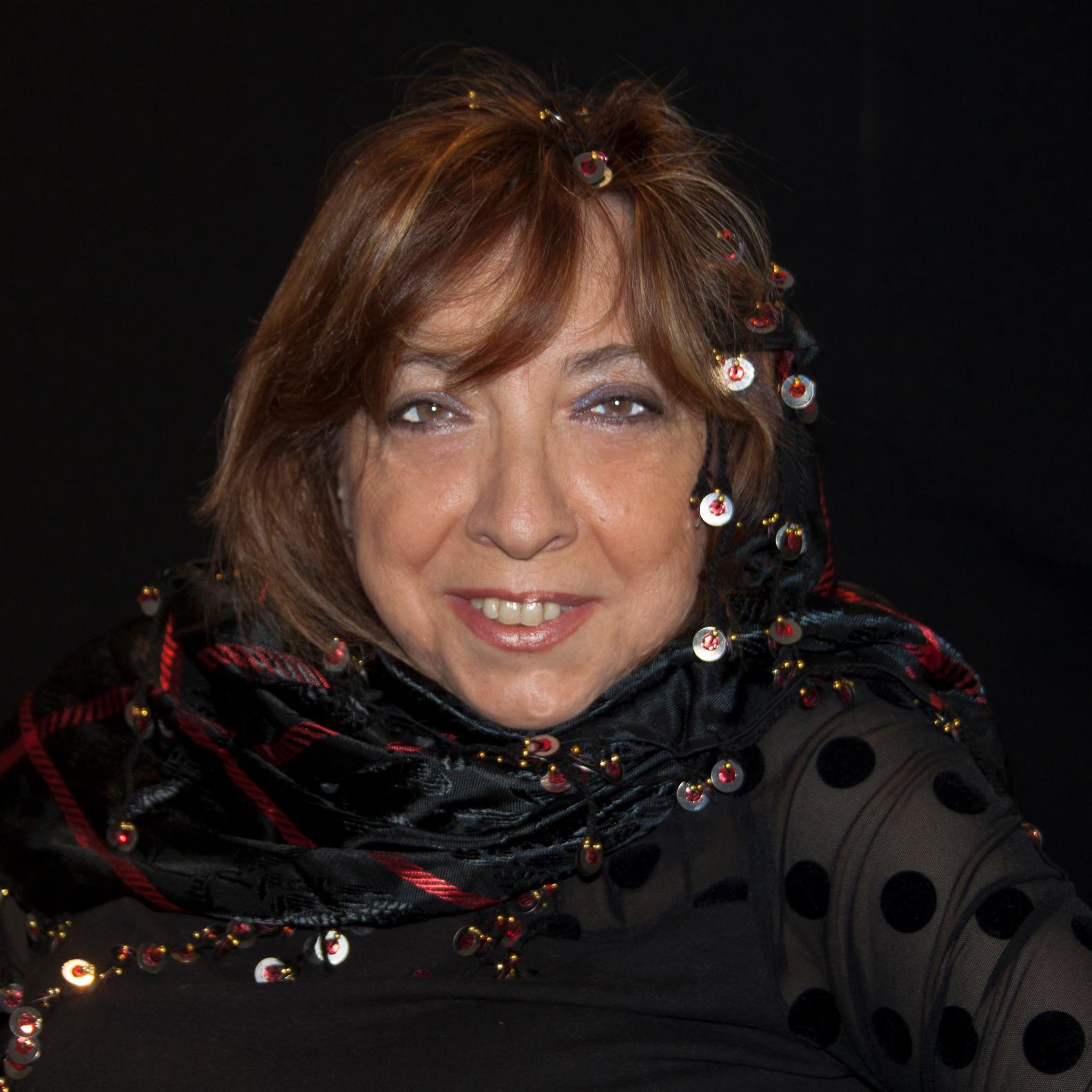 PbustosDe's profile picture. Abulense, licenciada en Ciencias Politicas y Documentalista de profesión,