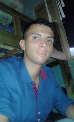sou uma pessoa muito romântico e humilde sincero e verdadeiro sempre e romântico. ...