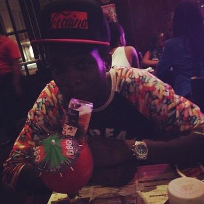 flatbushbutta's profile picture. The system made me stronger And being broke just gave me my hunger Im tryna get that bread fuck a slice i need a loaf