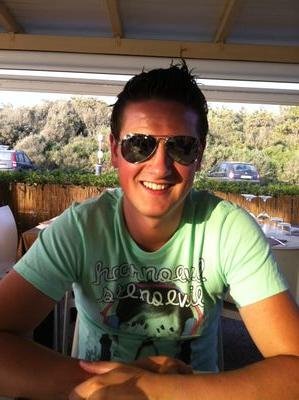 Account Manager @ Heisterkamp // Speler SV De Lutte 3// Lid van CV De Bosdûvelkes // Levensgenieter // Wintersport liefhebber //