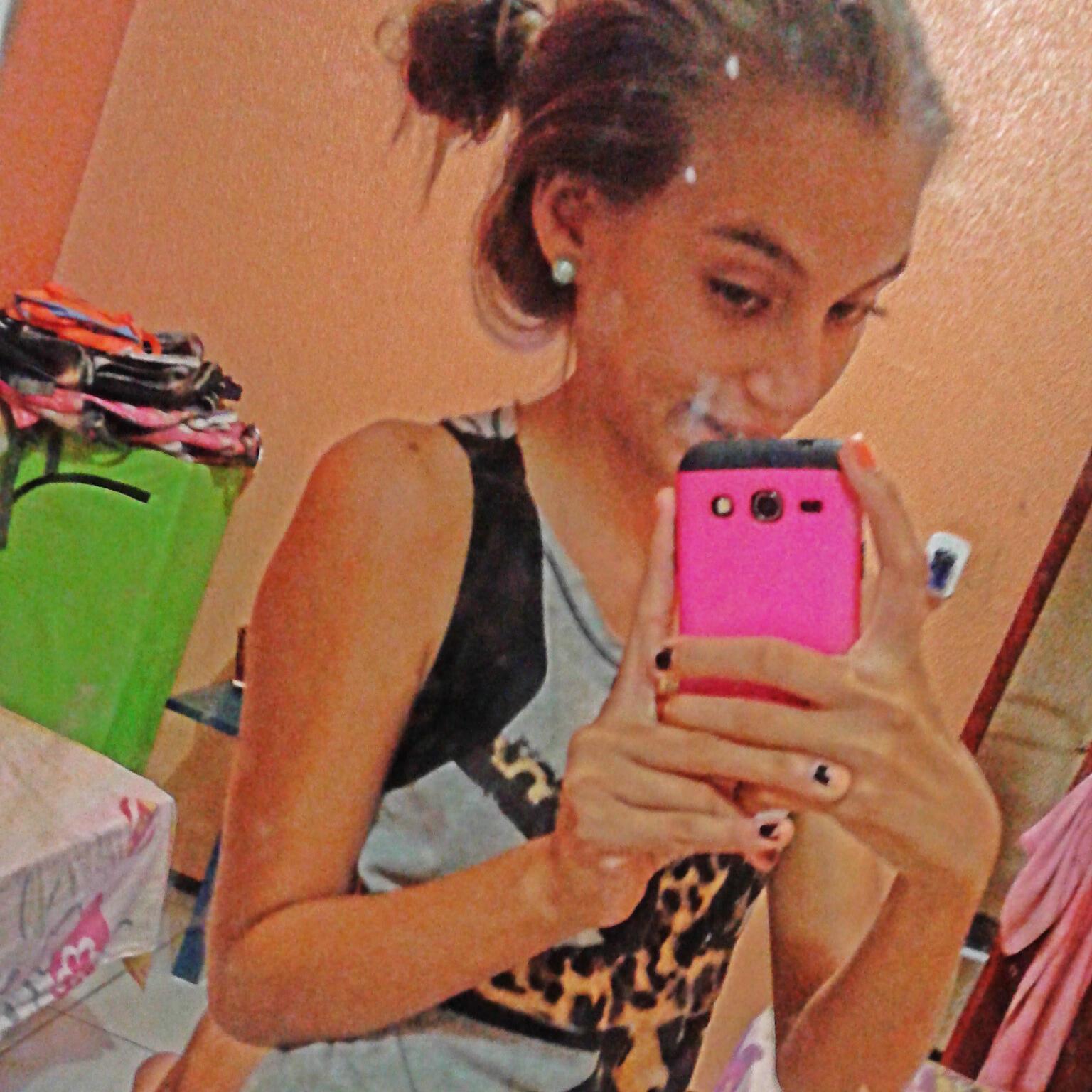 Queria ver aquele sorriso,que vc dar quando me vê ... ♥♥♥