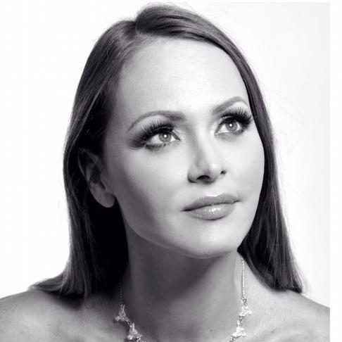 Fã Clube Gaby Spanic 
      Seguida Por  Mi Diva @gabyspanic
♥