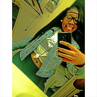 - Pretty Ganggggg  | Roadd Too Richesss  |  Fly'Girl | Her . | She's A Baddieee  | Bezzyyy Follow @Thuggin_As_Zy.