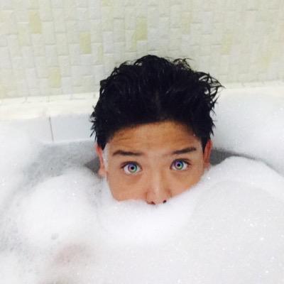 ShadowMan103's profile picture. WHEN WE FALL WE GET BACK UP
WHEN YOU TRIP WE GET A HELP IN HAND