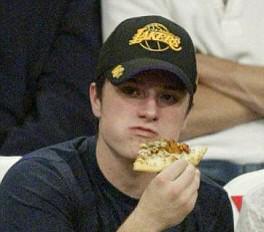 troco pessoas por pizza