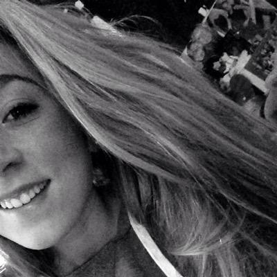 bri_1008's profile picture. 