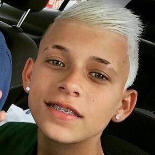 Pedro Maia Tempester Minha Vida  O Mundo Contra O Pedro e Eu contra o mundo ! Pedriroka arrasa Pedro Gostoso Segui O fc