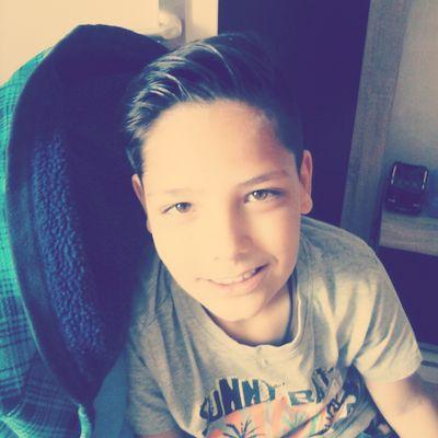 Hi ich heiße jorden