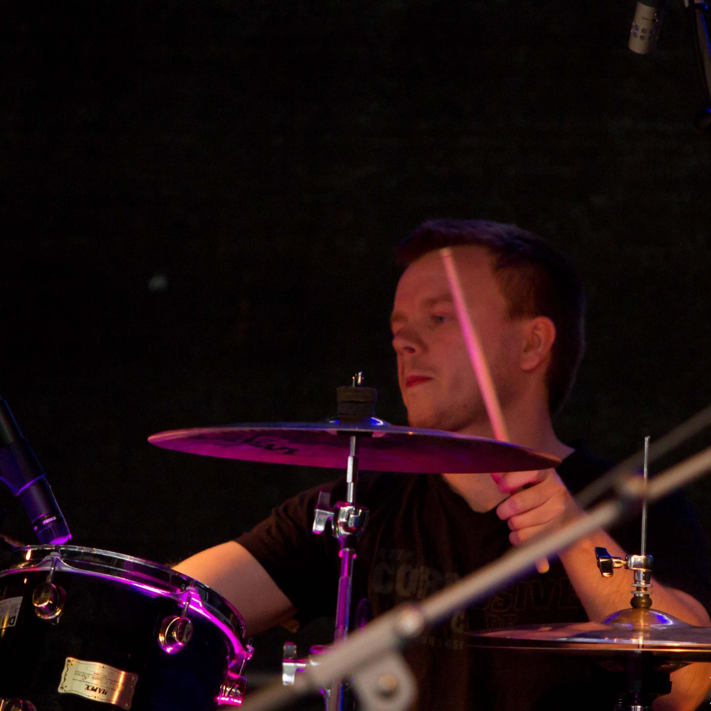 #Drummer @TheVanDesh #Swedish #Rock #Band