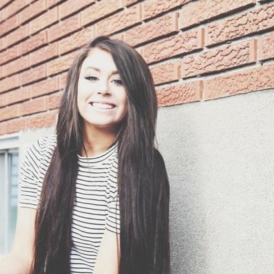 ChrisWeekly_'s profile picture. Hai im Renee yes thats my name. lol my friends call me Nesme and i love my Bf @mackiejay34 im a fun girl who loves parties and books lol