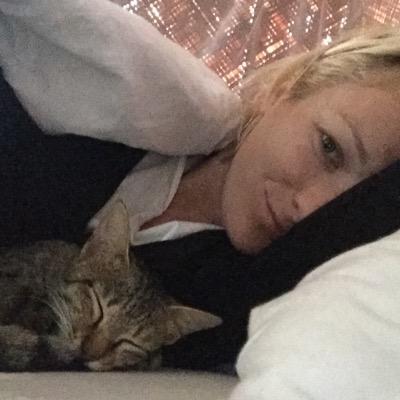 Ellabellabon's profile picture. Scrappy Londoner, who can often be found around or about the town (or at home watching telly).