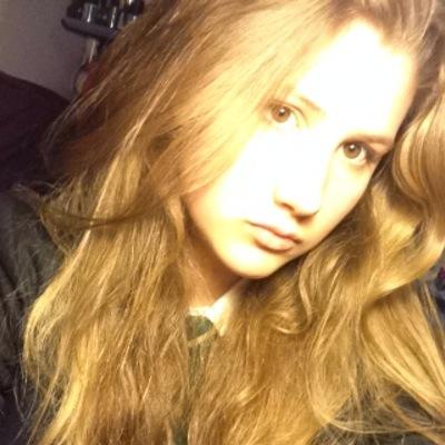 safia_dann's profile picture. Hi i'm safia i love dogs , one direction ,5sos and horses. I can play the piano. follow me i'll follow you back !!!!!!!!!!!