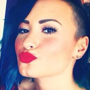 lexiesanatomy's profile picture. Rip Slexie. ~ Demi Lovato is an inspiration. ♥ Instagram: lovingthatlovato || Isaiah 40:29