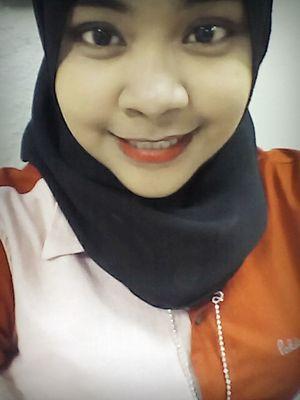 •• Hello .. Thanks Follow Me :) Add My Wchat : MissGulahati ,, My Isntag : gulahati95 , Saya ?? Milik Dia