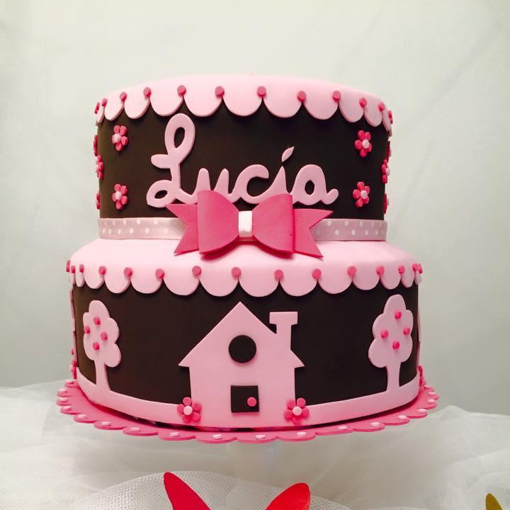 Realizamos tartas de Pañales muy originales y diferentes, no habrás visto ninguna igual, las personalizamos, todas llev #tartasdepañales #regalosbebes #zaragoza