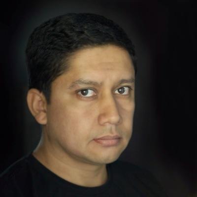Licenciado en Arquitectura, Valuador. Observador de ciencia y arte. 💓📷
Cinefilo a palos; shute de la política.