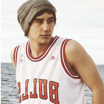 LukeBrooksRP3's profile picture. Luke Brooks! I do things my way. Got two Brothers and the best two friends ever. My Queen @LittleAriBae shes my love {|Taken/RP/16+|}