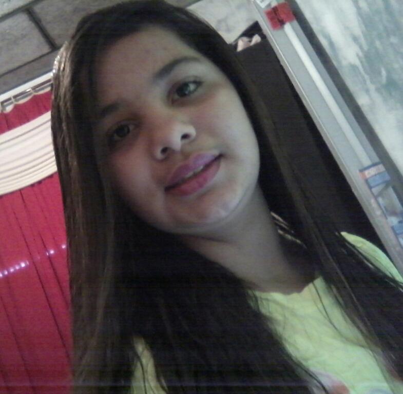 Sou feliz e ninguém me tira o meu sorriso!!