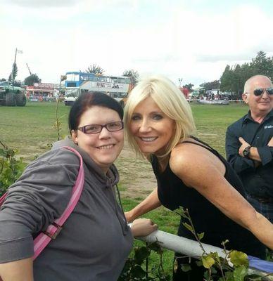 HopkinsonKaty's profile picture. 