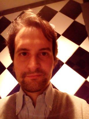 jaimmealb's profile picture. Arq Tec + Arq. Sobre la delgada línea que separa lo rancio y lo moderno que lo peta.