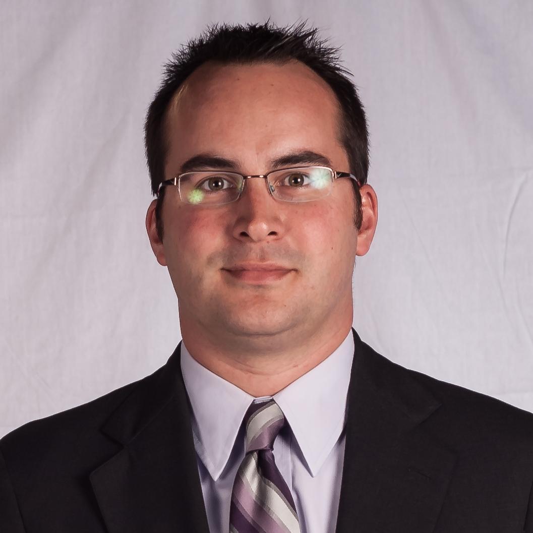 Notre Dame alum, IREM CPM, @ICSC CSM, Director-Property Management at @Brixmor. I work hard, invite challenges, make jokes & laugh at my own expense.