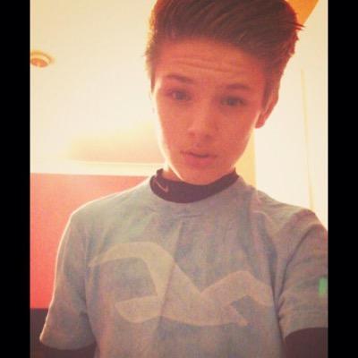 ELiTez_8's profile picture. | 14 Years Old | Leader of Prospect Nation | AR/SMG Slayer |