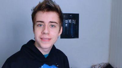 ❤ Cellbit ❤
Para Langers
.Nada mais.