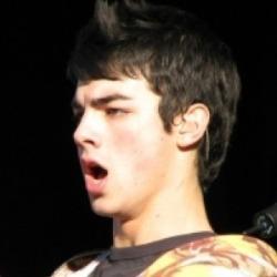 heyjonaxvtc's profile picture. Not found