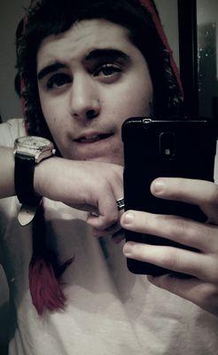 YoungKillerTurt's profile picture. Young Stoner
Young Killer
Young Gamer