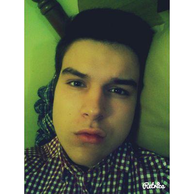 Incombustible y altamente inflamable.