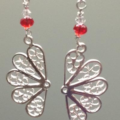 kitti372's profile picture. 