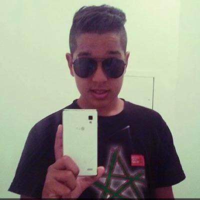 Follow me!