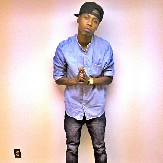 We True #BU Be The Real Bloock #FGMG #NFL #GangBang #Blooock #University Move On Wit The Niggas I Was Left Back Wit #GangShit