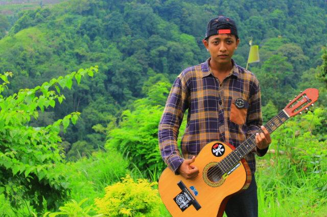 yudayuarantake's profile picture. i like musik punk rock and metal