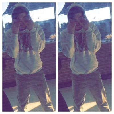 Insta// @garrett_owensss
17 and Blessed!