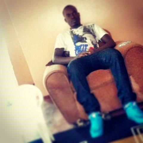 ManganiAbrahumz's profile picture. Now we holdin' hands ♥ Success on my love♥